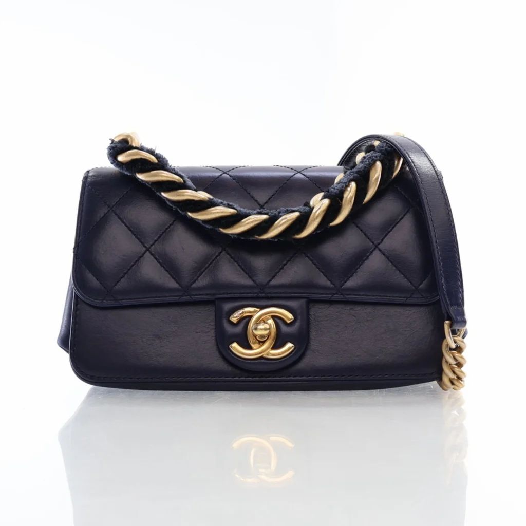 【ヴィンテージ】Rank:S☆Chanel Black Seasonal Series24 Flap Chanel Seasonal | The Luxury Pear