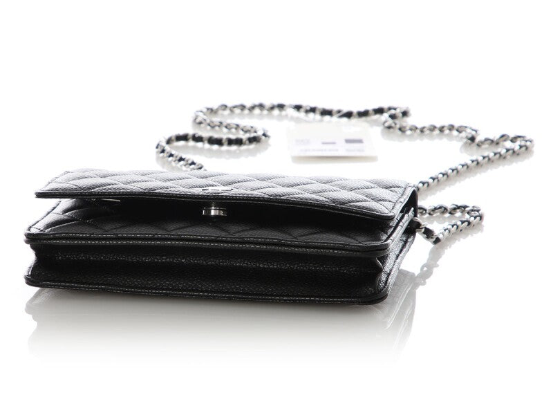 Chanel Wallet on a Chain (WOC)