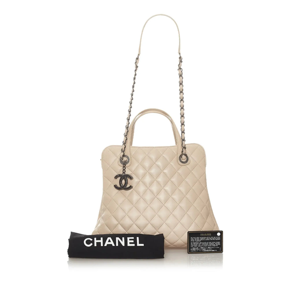 Chanel Shopping Tote Rattan / Caviar Beige